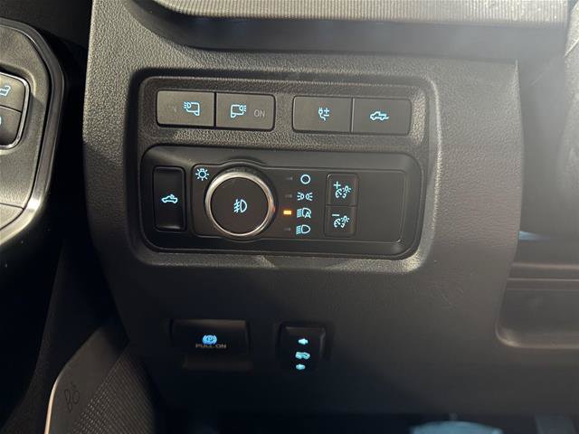 Certified 2024 Ford F350 Platinum AWD/4WD image 16