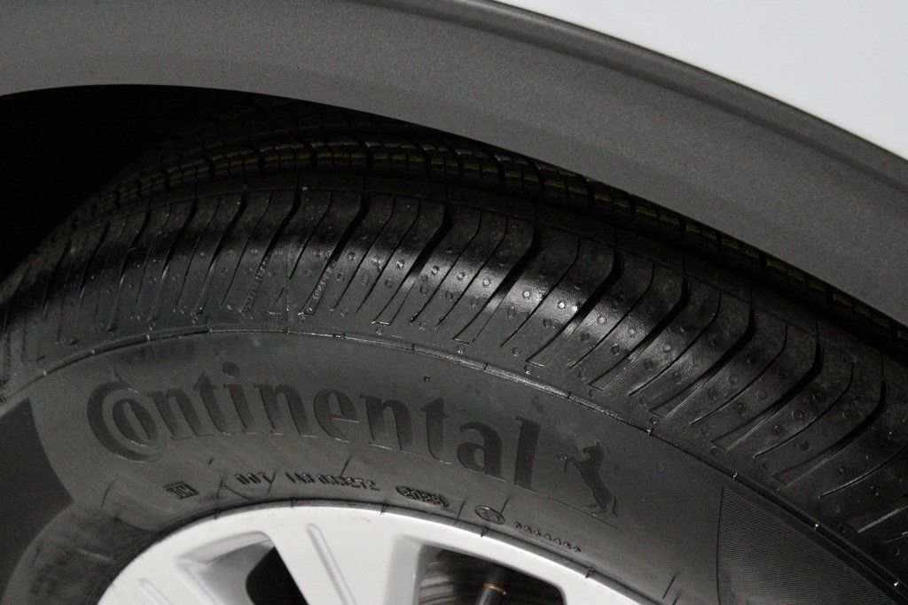 Certified 2025 Ford Escape Active image 19