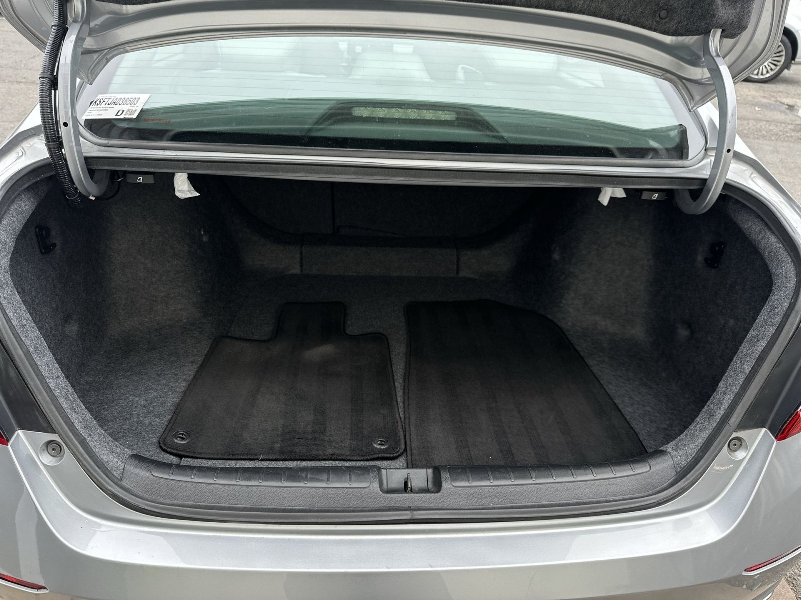 Used 2018 Honda Accord EX-L image 27