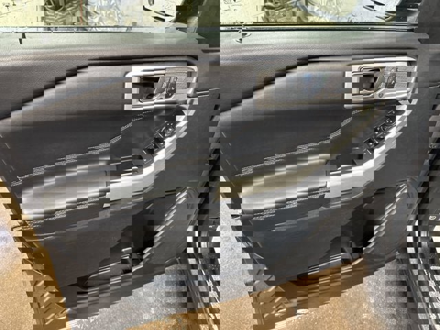 Certified 2021 Ford Explorer Limited w/ Equipment Group 301A image 13