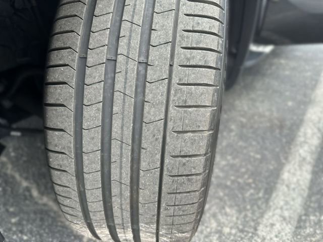 Used 2023 BMW X5 xDrive40i w/ Premium Package image 12