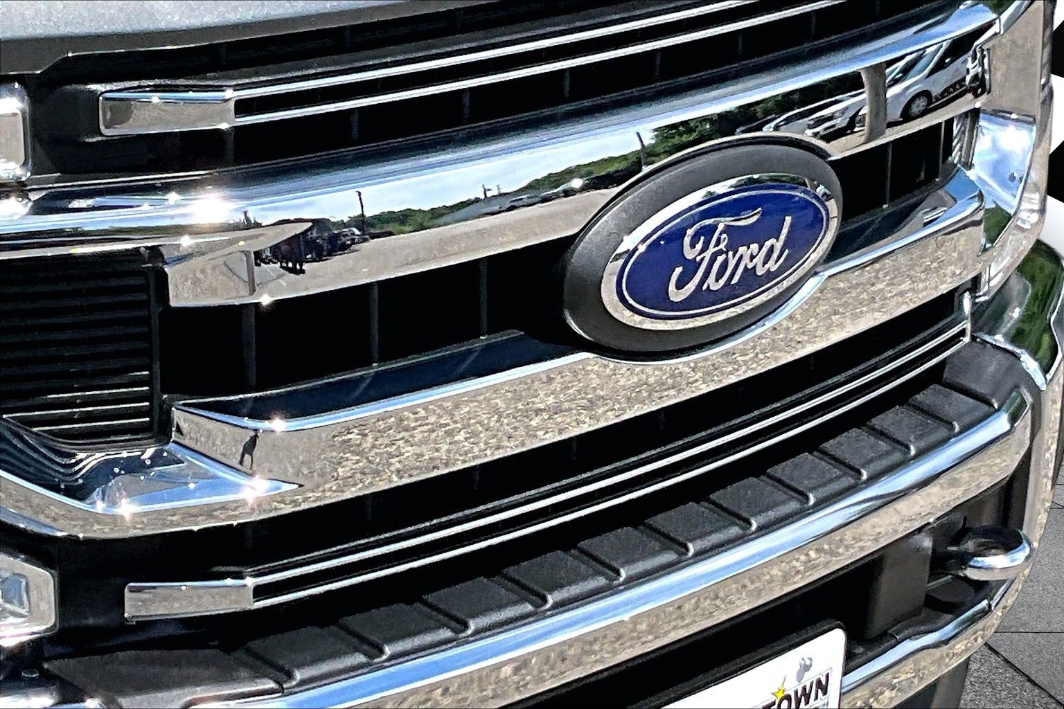 Certified 2020 Ford F350 XLT w/ XLT Premium Package AWD/4WD image 29