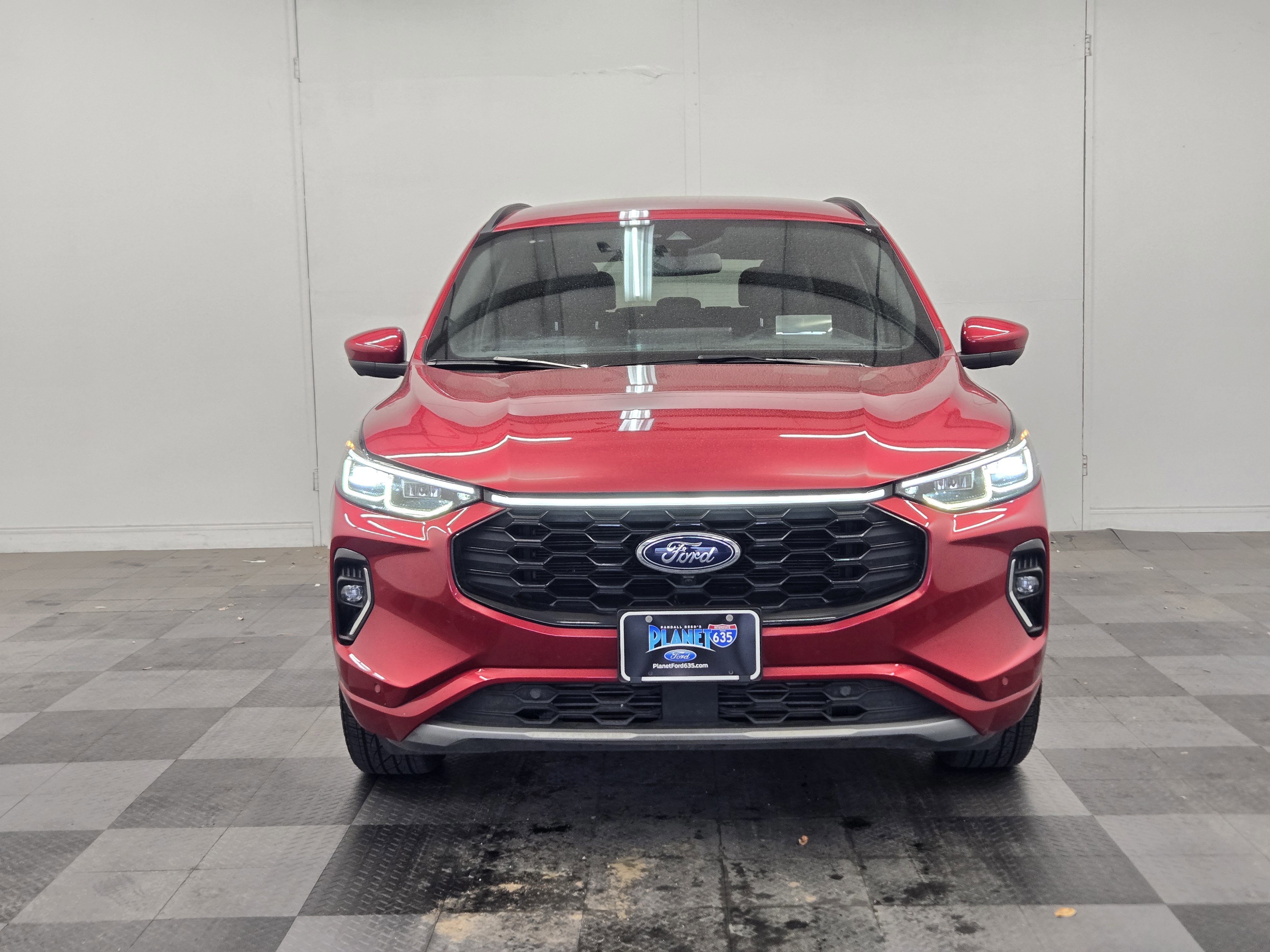 Certified 2023 Ford Escape ST-Line Elite w/ Premium Technology Package image 7