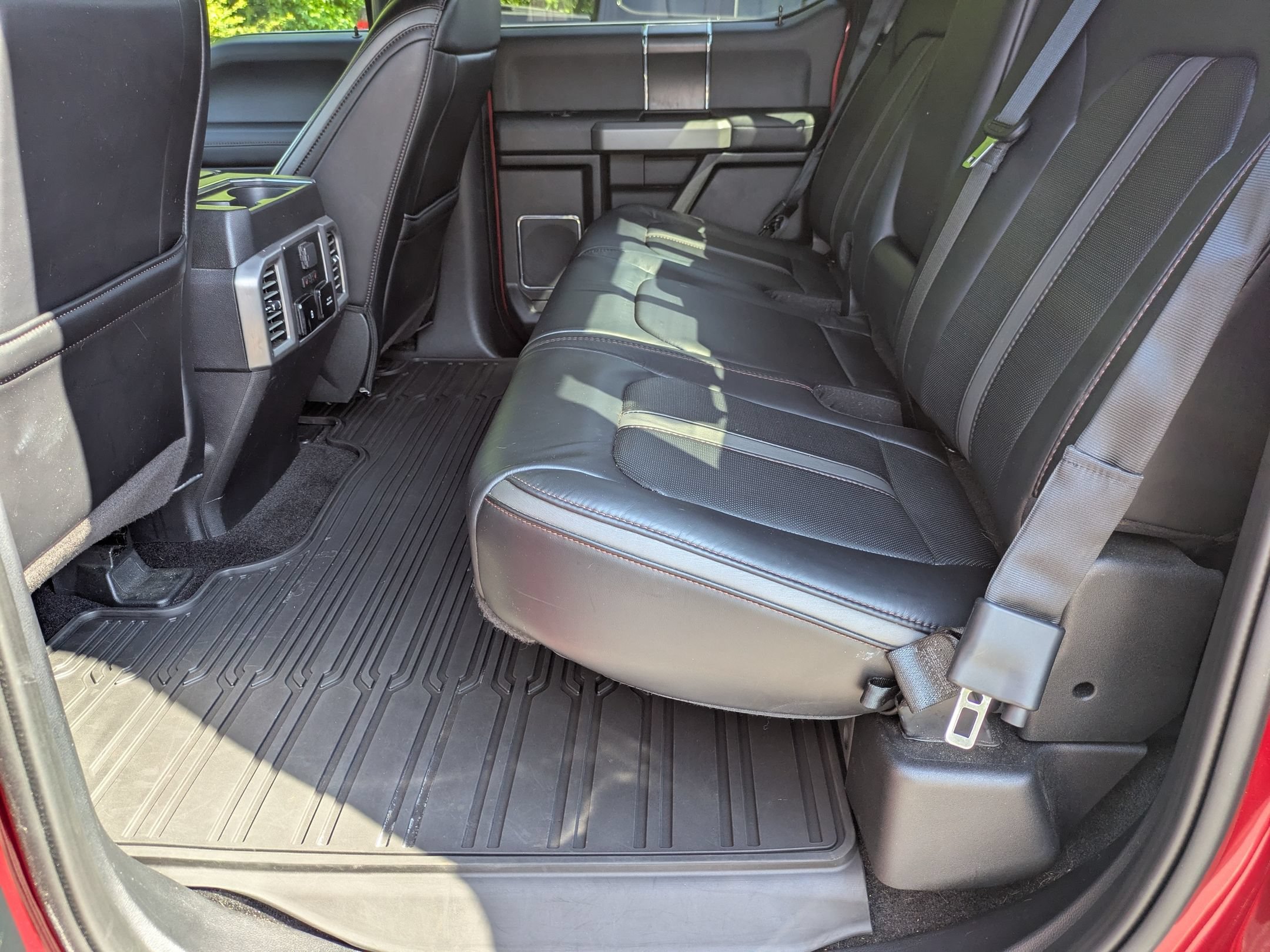 Certified 2020 Ford F150 Platinum w/ Equipment Group 701A Luxury AWD/4WD image 29