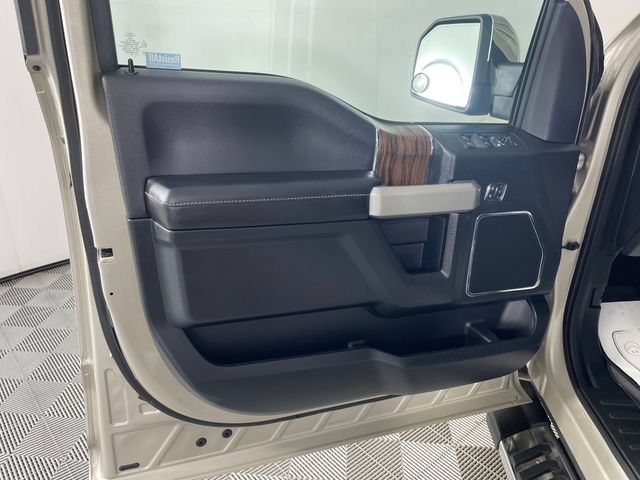 Certified 2018 Ford F150 Lariat w/ Equipment Group 502A Luxury AWD/4WD image 18