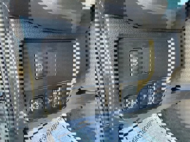 Used 2023 Toyota Tacoma TRD Off-Road w/ Technology Package AWD/4WD image 20