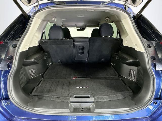Used 2019 Nissan Rogue SV FWD image 21