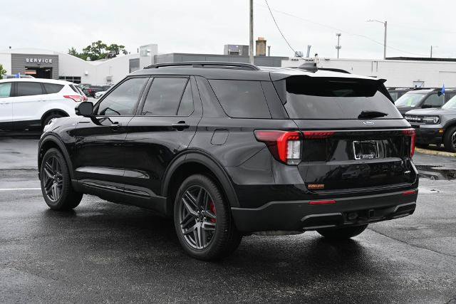 Certified 2025 Ford Explorer ST-Line w/ ST-Line Street Pack AWD/4WD image 11