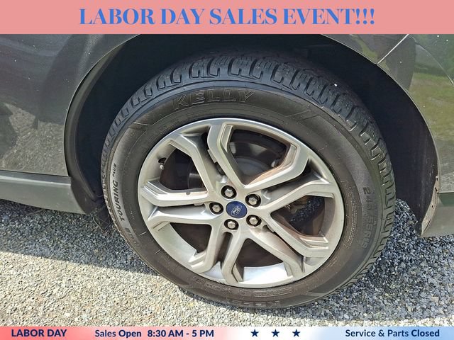 Certified 2017 Ford Edge Titanium w/ Equipment Group 301A AWD/4WD image 5