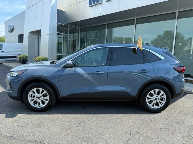 Certified 2023 Ford Escape Active w/ Tech Pack #2 AWD/4WD image 4