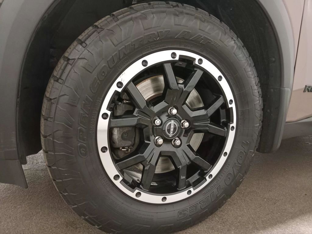 Used 2023 Nissan Pathfinder Rock Creek image 12