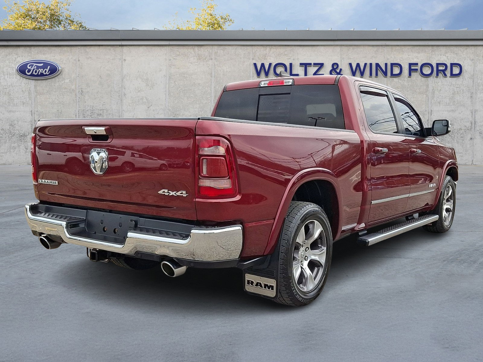 Used 2020 RAM 1500 Laramie image 4