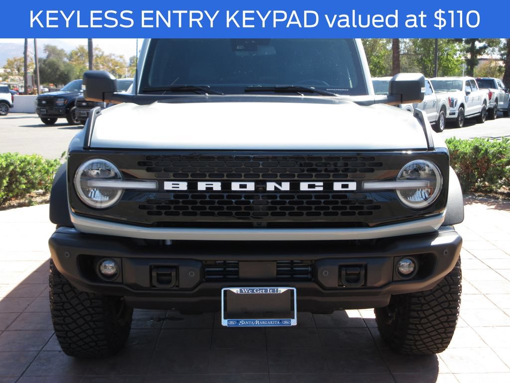 Certified 2023 Ford Bronco Wildtrak AWD/4WD image 8