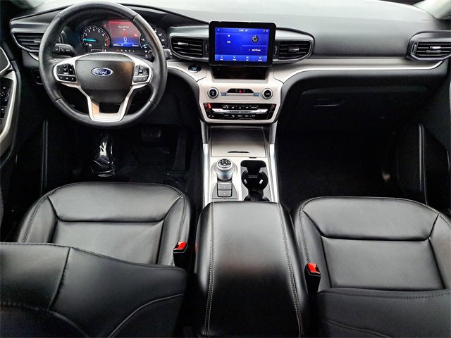 Certified 2023 Ford Explorer XLT w/ Equipment Group 202A image 10