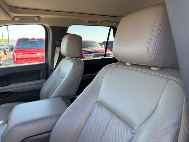 Certified 2021 Ford Expedition Max XLT image 12