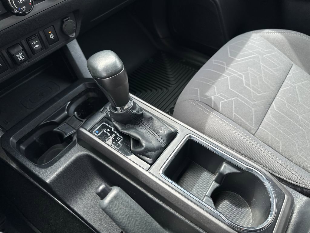 Used 2019 Toyota Tacoma TRD Sport w/ Technology Package AWD/4WD image 20