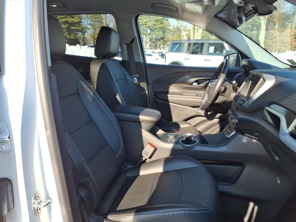 Used 2022 GMC Terrain SLT image 10