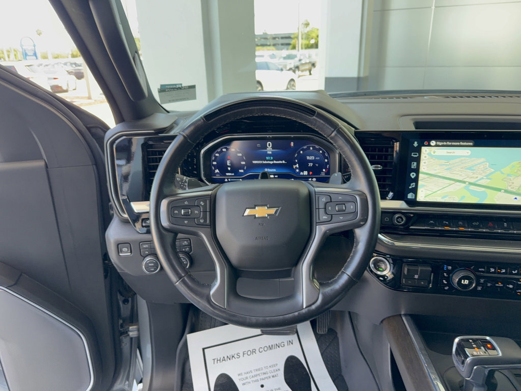 Used 2025 Chevrolet Silverado 1500 High Country AWD/4WD image 34