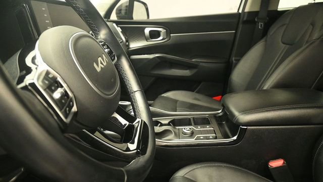 Used 2022 Kia Sorento S w/ Panoramic Sunroof Package FWD image 19