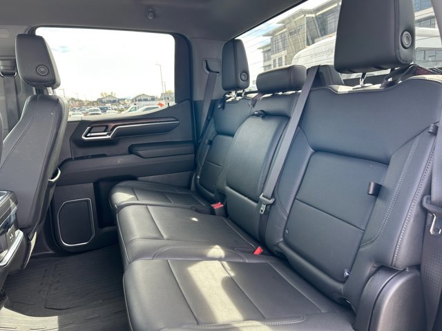 Used 2023 GMC Sierra 1500 SLT w/ SLT Premium Package image 17