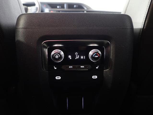 Used 2021 GMC Yukon Denali w/ LPO, Illumination Package image 24