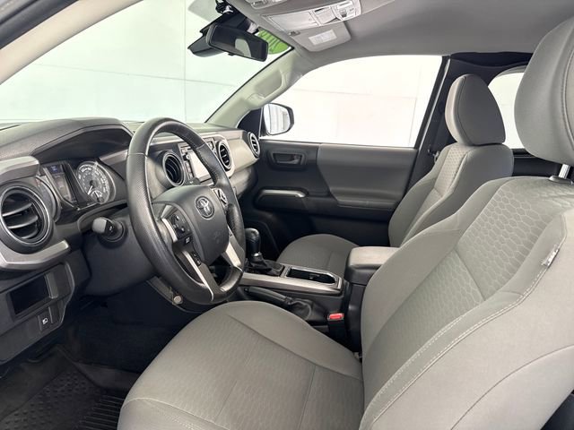 Used 2018 Toyota Tacoma SR5 AWD/4WD image 19