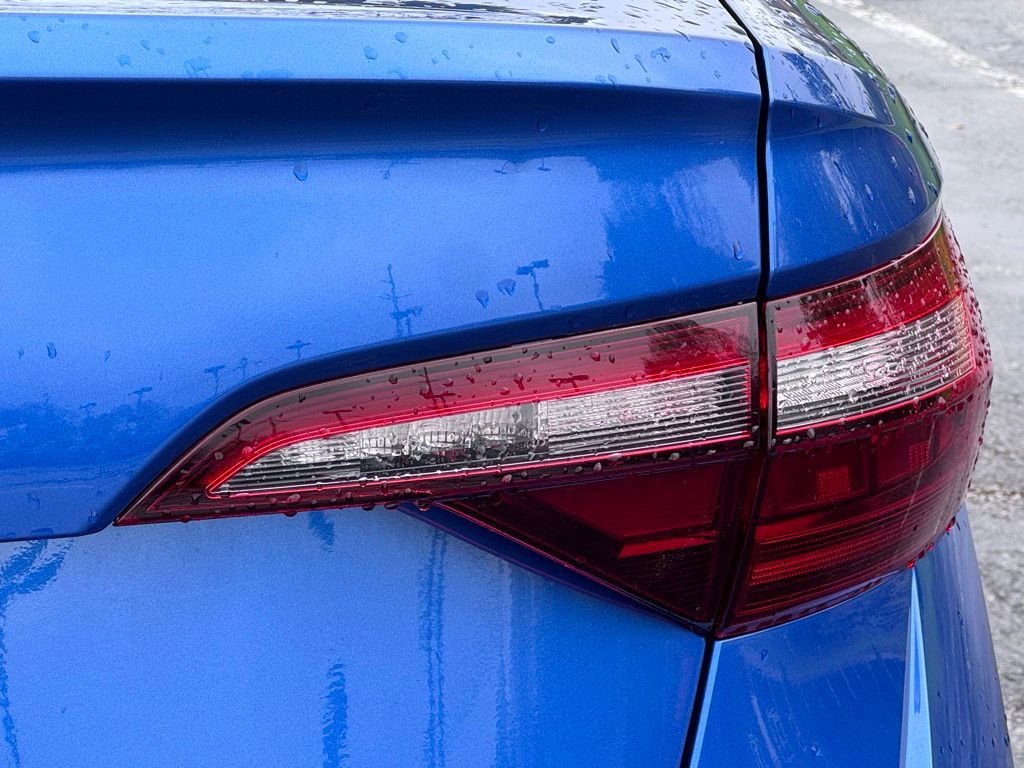 Used 2023 Volkswagen Jetta SE FWD image 12