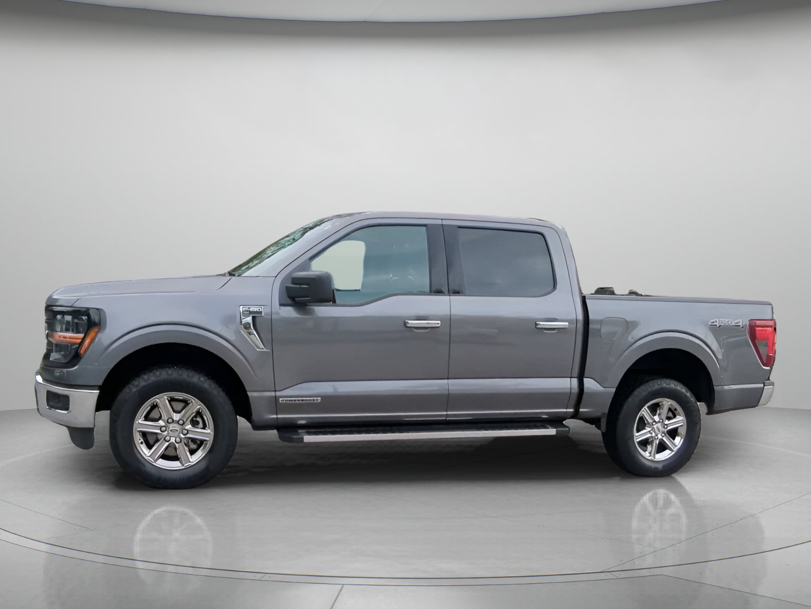 Certified 2025 Ford F150 XLT w/ Equipment Group 301A Standard AWD/4WD image 15
