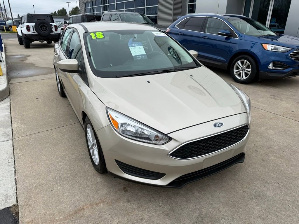 Certified 2018 Ford Focus SE FWD image 8