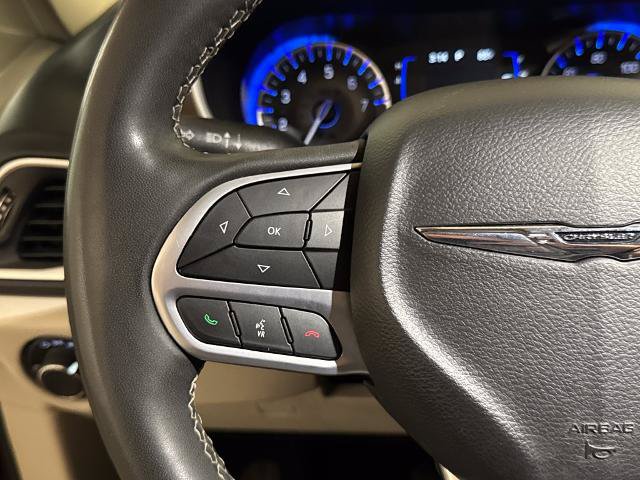 Used 2023 Chrysler Voyager LX FWD image 19