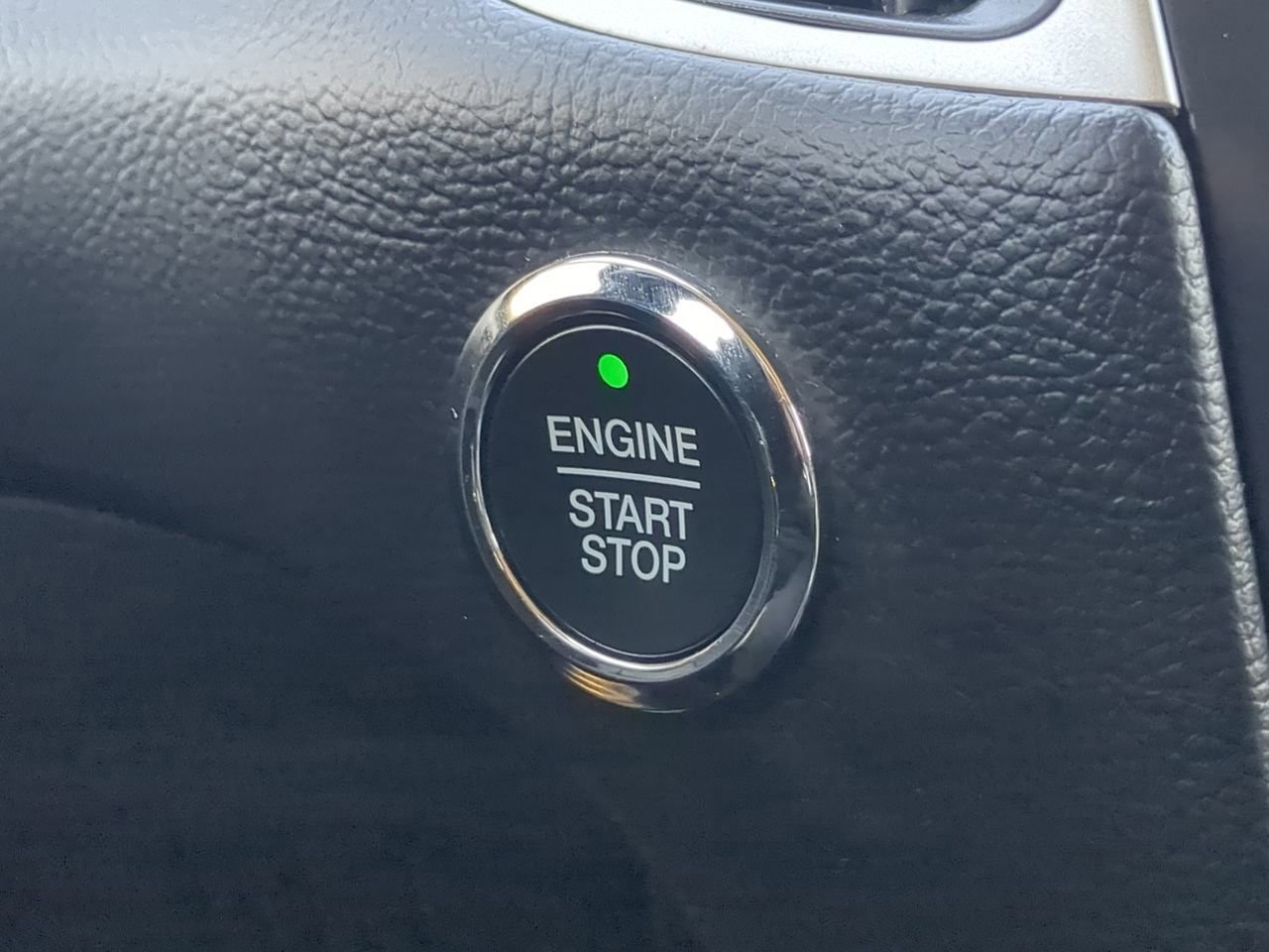 Certified 2024 Ford Edge SEL image 27