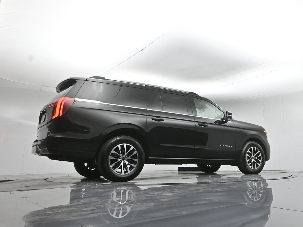 Certified 2025 Ford Expedition Max Platinum image 15
