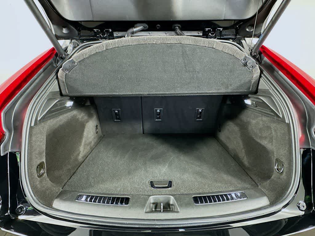 Used 2024 Cadillac XT4 Premium Luxury FWD image 21