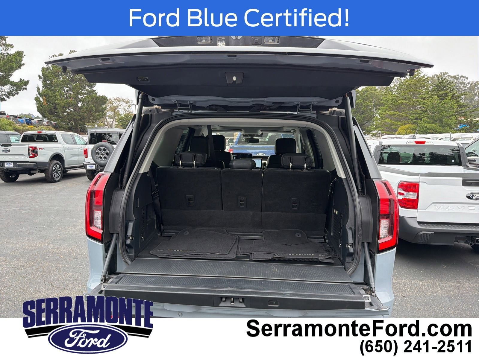 Certified 2025 Ford Expedition Platinum w/ Driver's Package AWD/4WD image 9
