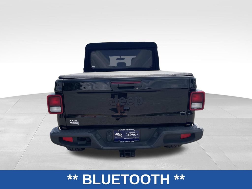 Used 2022 Jeep Gladiator Sport AWD/4WD image 4