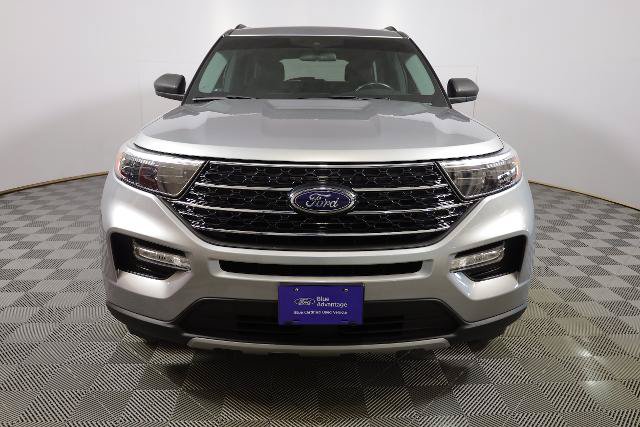Certified 2020 Ford Explorer XLT w/ Equipment Group 202A AWD/4WD image 3