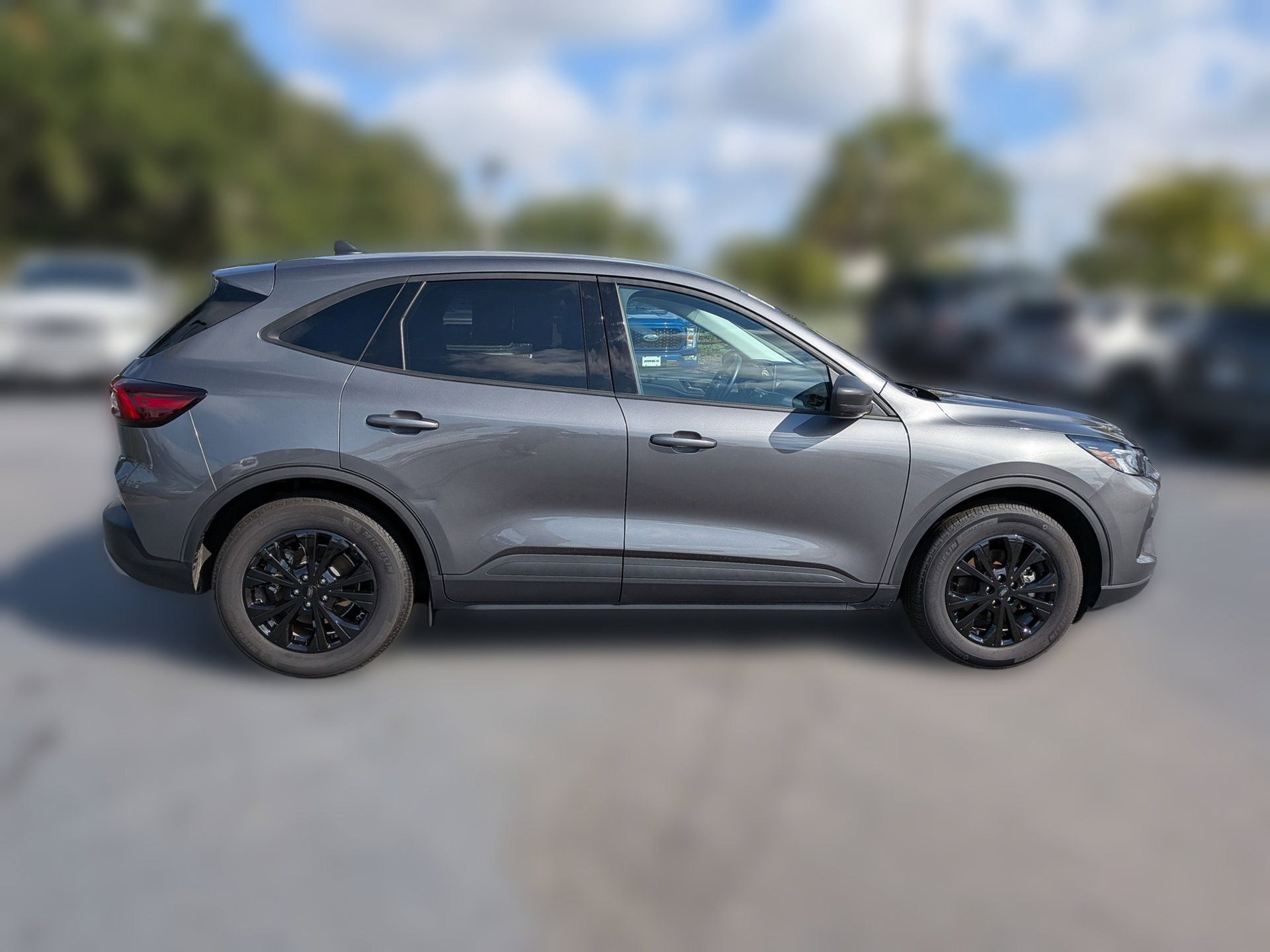 Certified 2025 Ford Escape Active FWD image 3