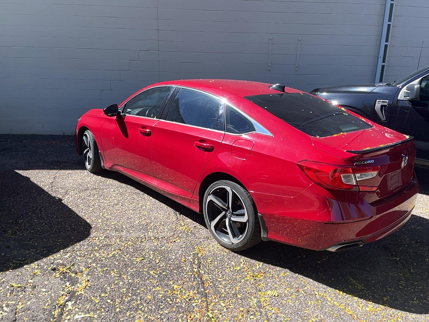 Used 2021 Honda Accord Sport image 2