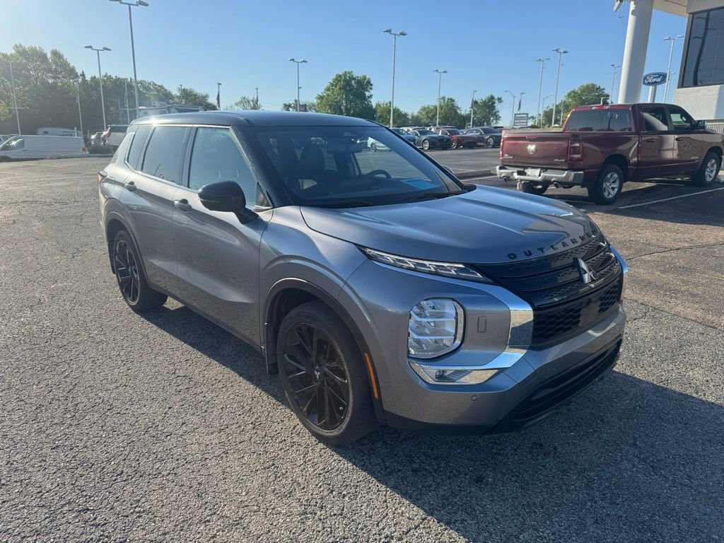 Used 2023 Mitsubishi Outlander SEL Black Edition