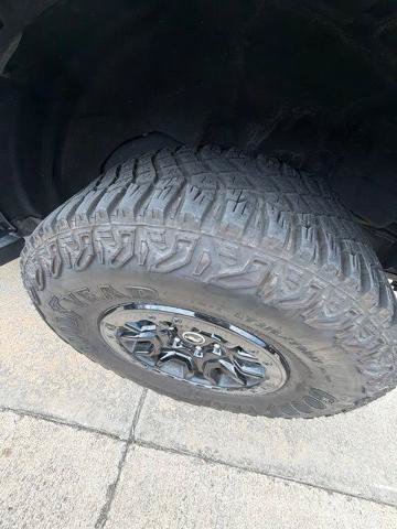 Certified 2024 Ford Bronco Wildtrak AWD/4WD image 35