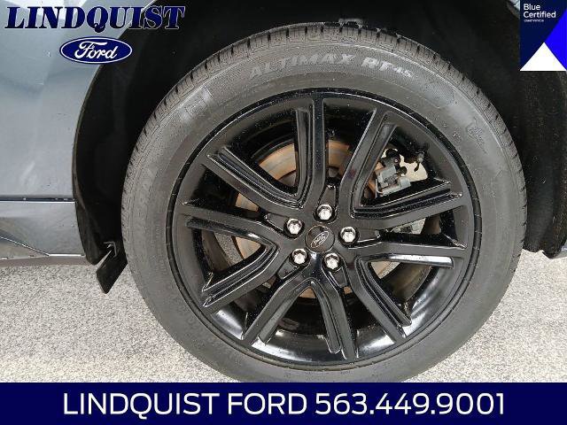 Certified 2022 Ford Edge ST-Line w/ Class II Trailer Tow Package image 10