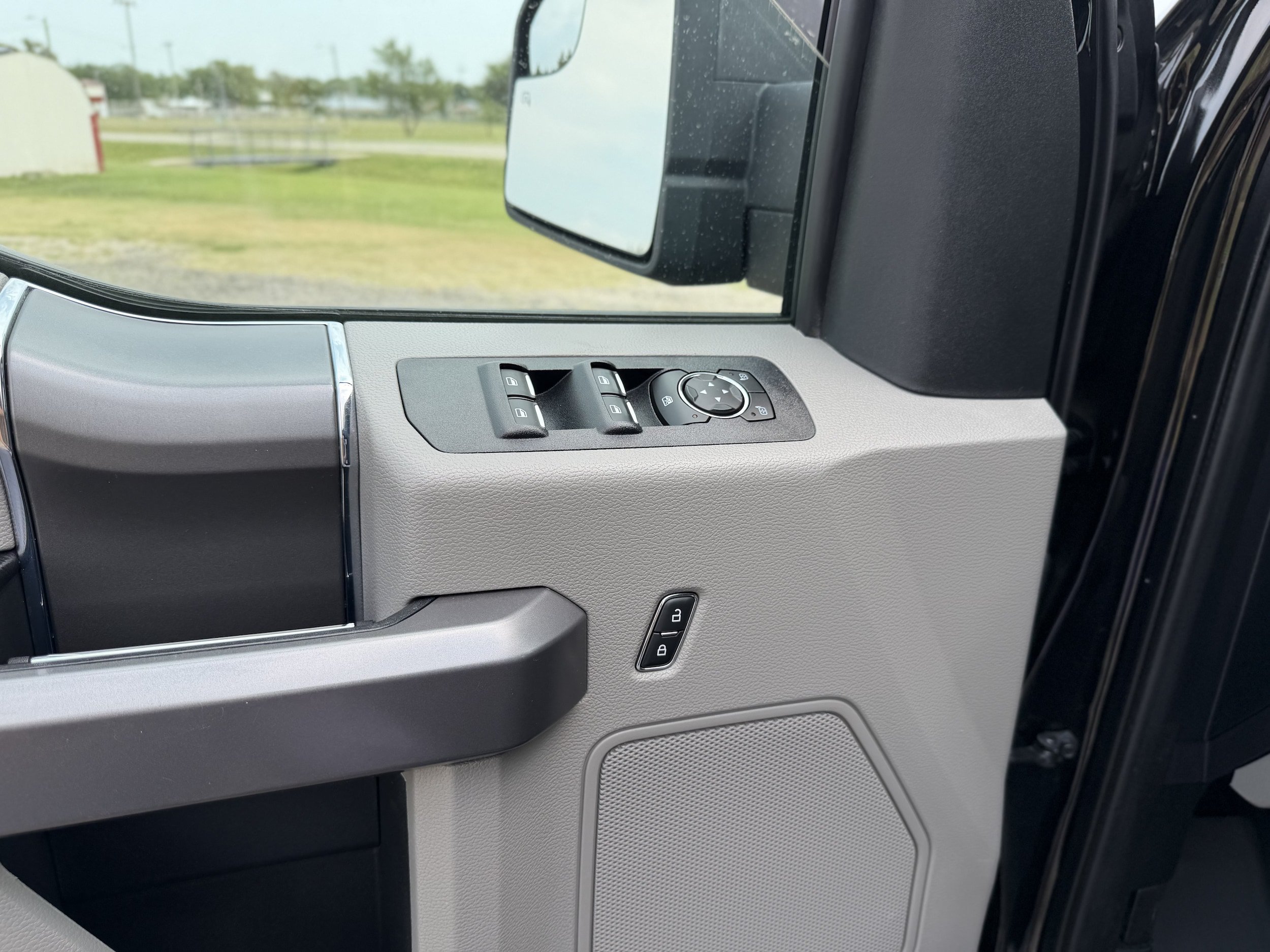 Certified 2019 Ford F150 XLT w/ Equipment Group 302A Luxury AWD/4WD image 22