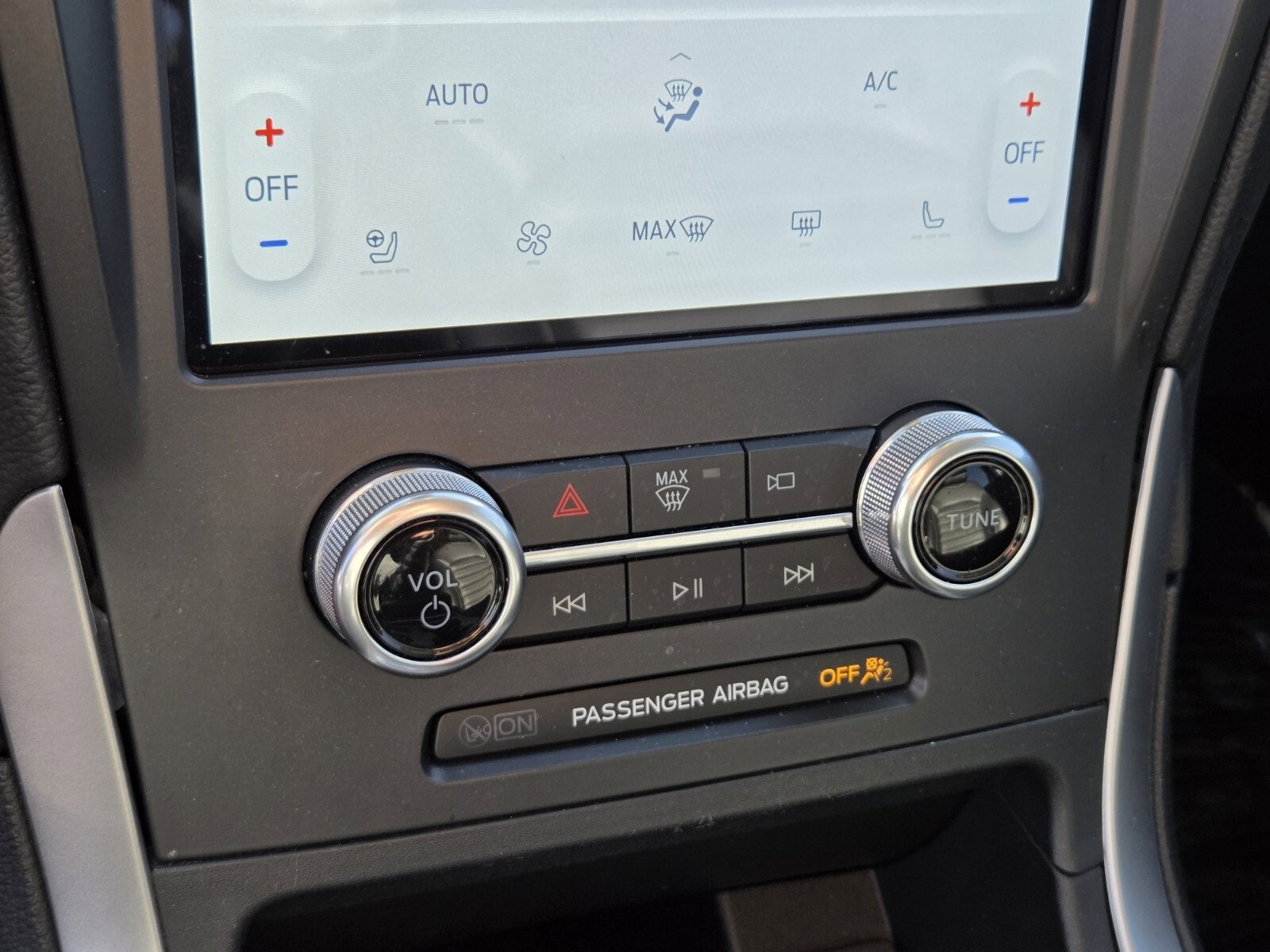 Certified 2022 Ford Edge SEL w/ Convenience Package image 23