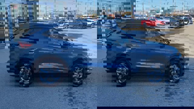 Certified 2025 Ford Escape ST-Line w/ Cold Weather Package image 2