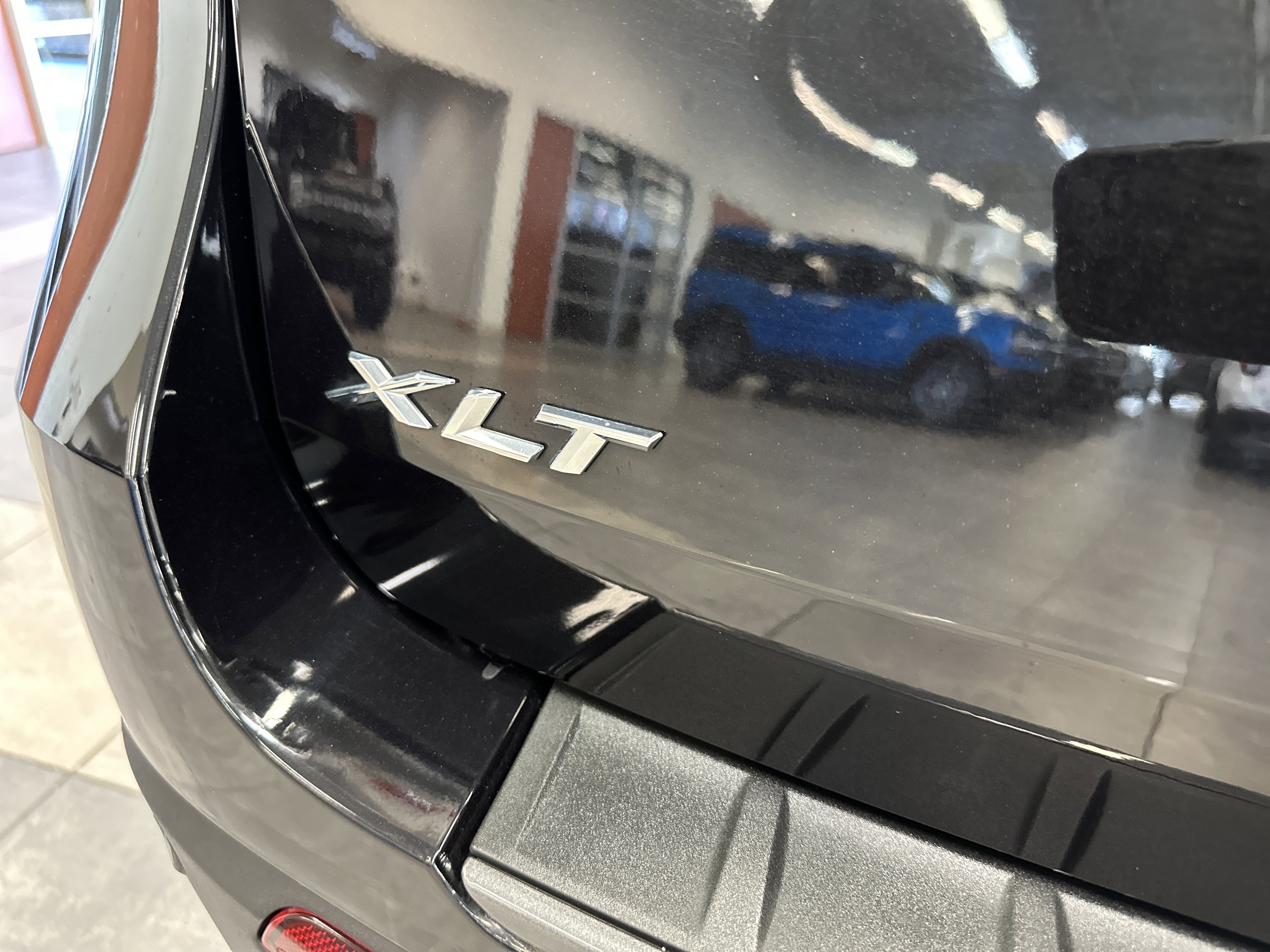 Certified 2023 Ford Explorer XLT w/ Equipment Group 202A image 11