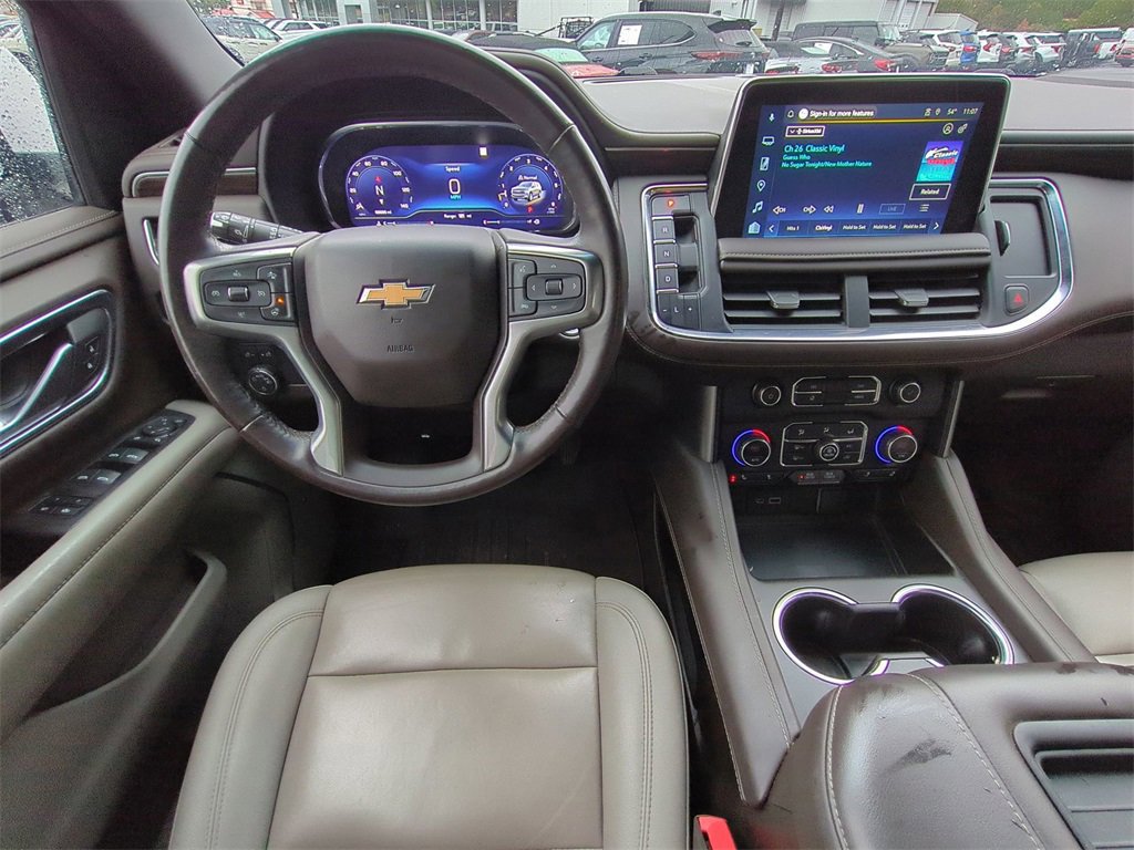 Used 2022 Chevrolet Tahoe LT w/ Luxury Package image 16