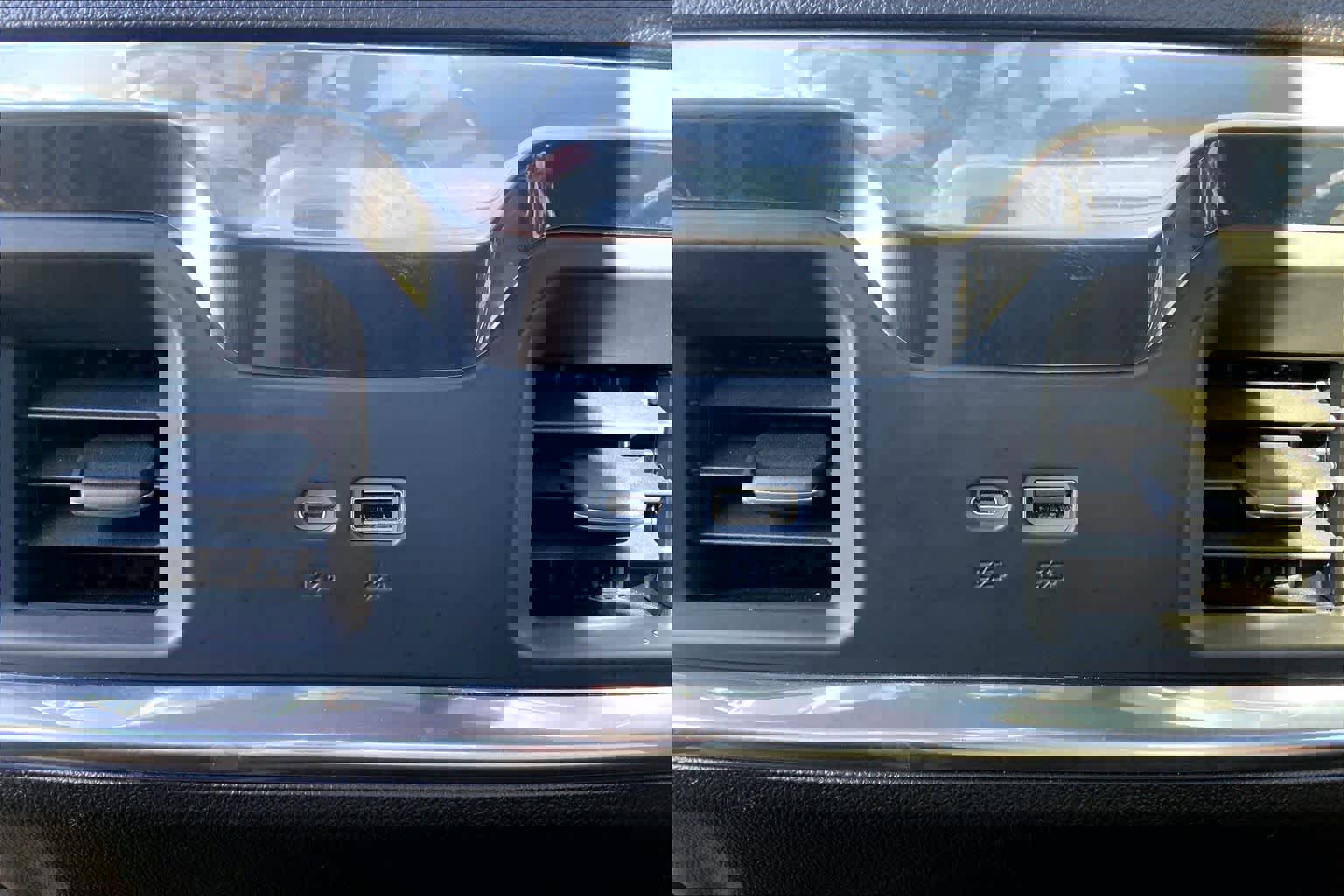 Used 2022 GMC Sierra 1500 SLT w/ SLT Convenience Package image 33