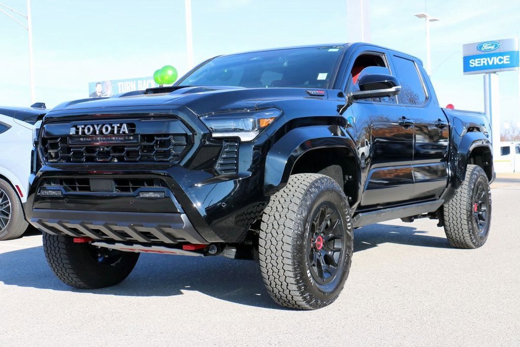 Used 2025 Toyota Tacoma TRD Pro image 1