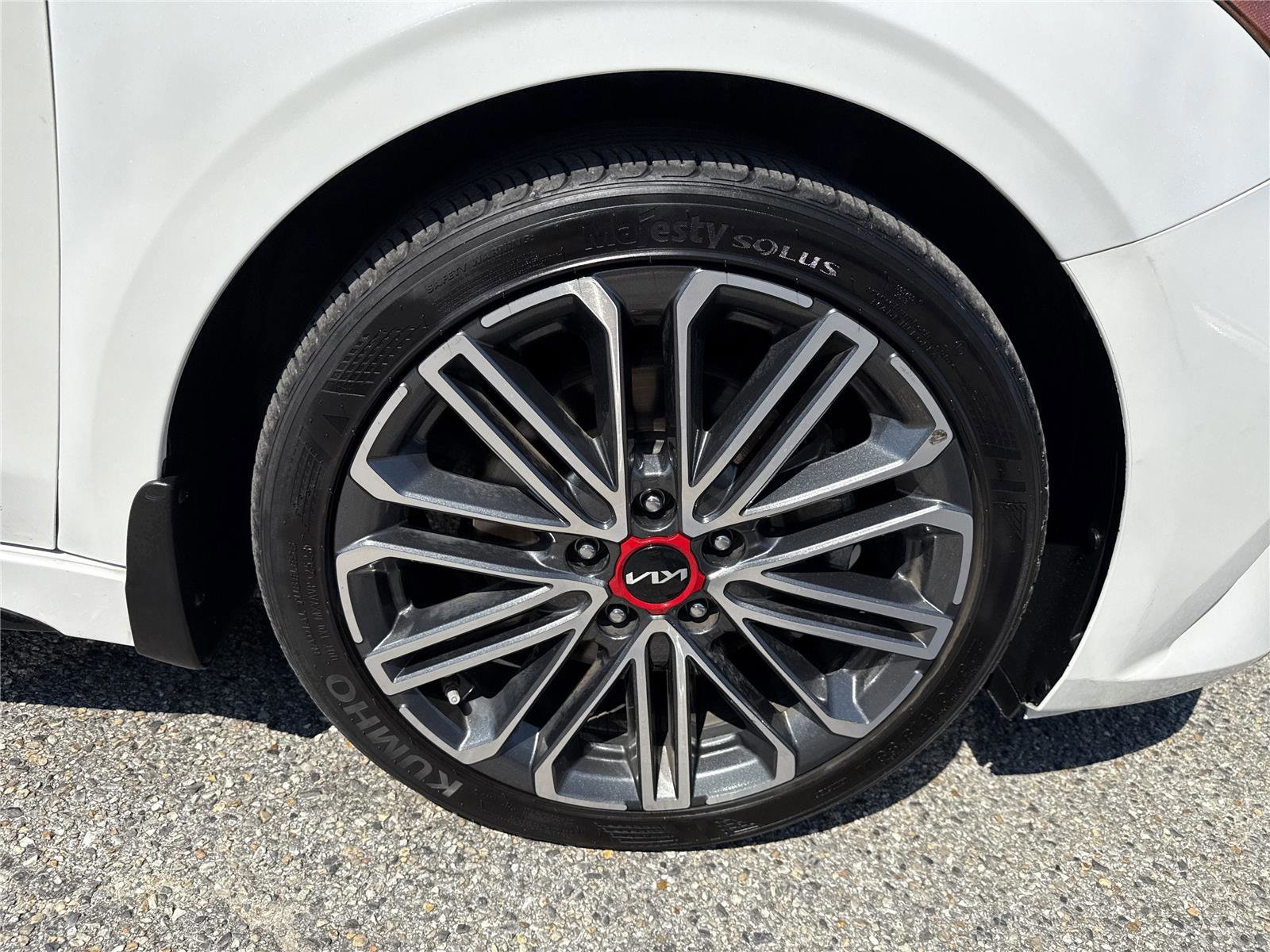 Used 2024 Kia Forte GT image 17