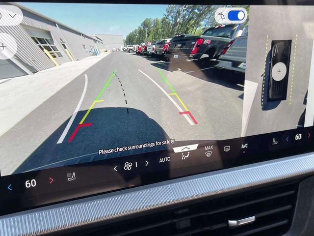 Certified 2025 Ford Explorer Platinum image 19